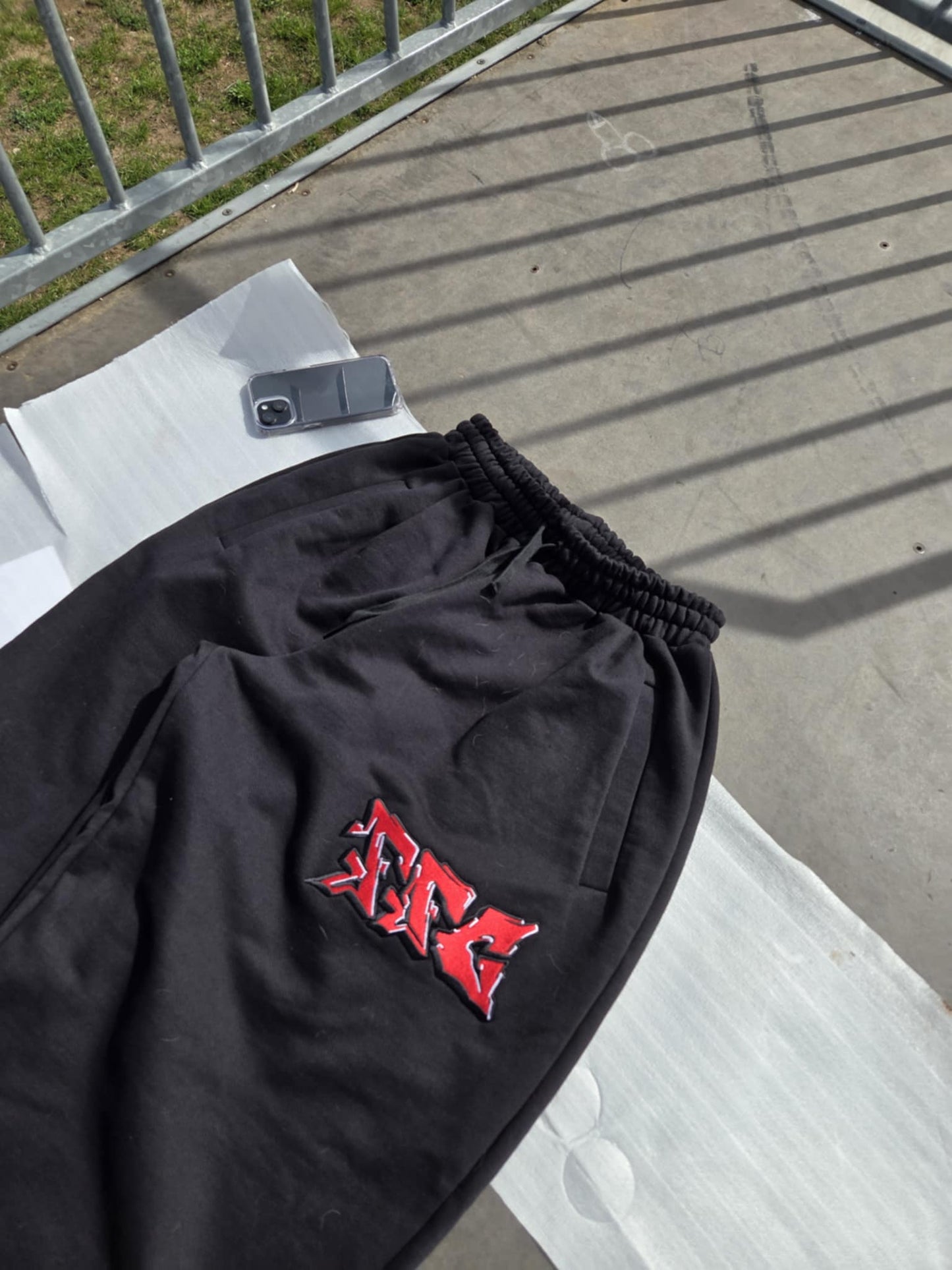 FFC Baggy Pants „FFC Sticks Together”